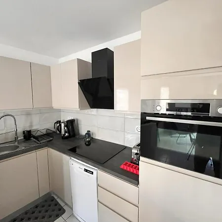 Maison 2 Avec Garage, A 50m De La Plage Et Du Marche, Wifi Gratuit - Fr-1-197-585